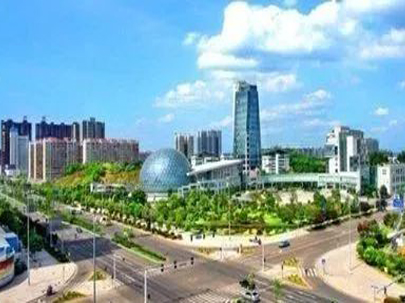 石港科技產(chǎn)業(yè)園以“一主一新”產(chǎn)業(yè)格局為導(dǎo)向，積極加強(qiáng)“四區(qū)聯(lián)動”