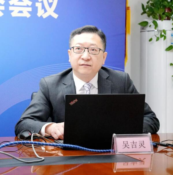 縫制機(jī)械協(xié)會(huì)副理事長吳吉靈談2022-2023縫制行業(yè)經(jīng)濟(jì)運(yùn)行特點(diǎn)及發(fā)展展望